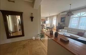 Eladó Budapest II. kerületi családi ház hirdetés (37442142)