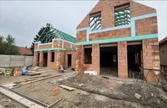 Eladó Vecsési családi ház hirdetés (23564449)