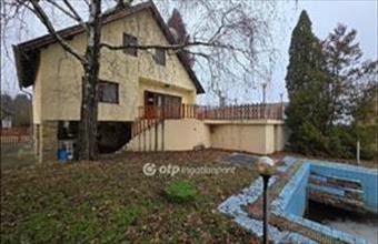 Eladó Velencei családi ház hirdetés (23743449)