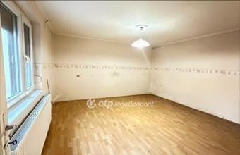 Eladó Szentesi családi ház hirdetés (57623892)