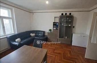 Eladó Csongrádi családi ház hirdetés (47748913)