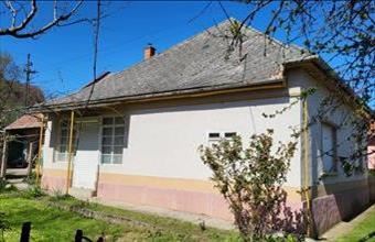 Eladó Paksi családi ház hirdetés (49476295)