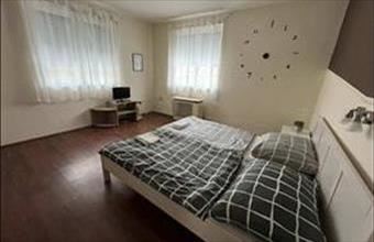 Kiadó Balatonboglári családi ház hirdetés (75138544)