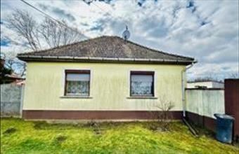 Eladó Fehértói családi ház hirdetés (43495798)