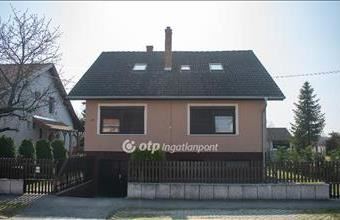 Eladó Győri családi ház hirdetés (93543753)