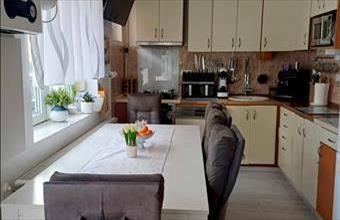 Eladó Pilisvörösvári családi ház hirdetés (33315435)