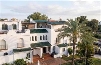 Eladó Spanyolországi sorház hirdetés (49497724)