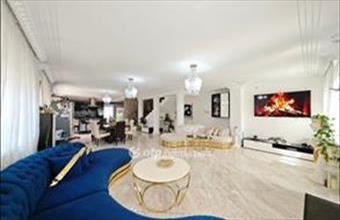 Eladó Budapest XV. kerületi családi ház hirdetés (75946453)