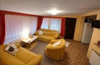 Eladó Budapest IV. kerületi családi ház hirdetés (38376343)