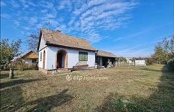 Eladó Hajdúszoboszlói családi ház hirdetés (37354787)