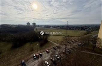 Eladó Pécsi panel lakás hirdetés (23727723)