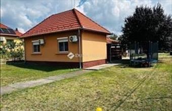 Eladó Sülysápi családi ház hirdetés (49587343)