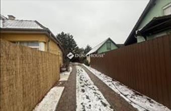 Eladó Vecsési házrész hirdetés (84653382)