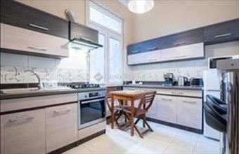 Eladó Budapest VI. kerületi tégla lakás hirdetés (92498779)