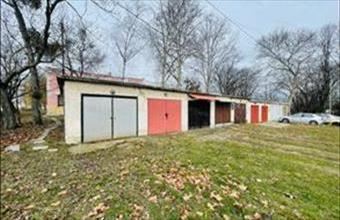 Eladó Tatabányai egyedi garázs hirdetés (55434774)