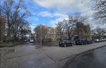 Eladó Budapest XIV. kerületi csúsztatott zsalus lakás hirdetés (83245374)