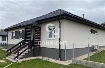 Eladó Veszprémi családi ház hirdetés (28445936)