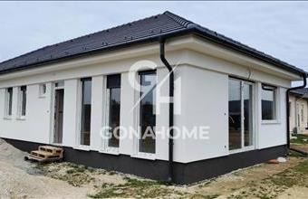 Eladó Veszprémi családi ház hirdetés (16534692)