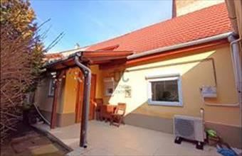 Eladó Pécsi egyéb lakás hirdetés (24413577)