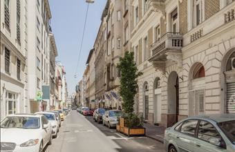 Eladó Budapest VI. kerületi tégla lakás hirdetés (29776349)