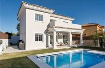 Eladó Spanyolországi sorház hirdetés (67676555)