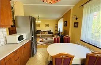 Eladó Budakeszi házrész hirdetés (94444246)