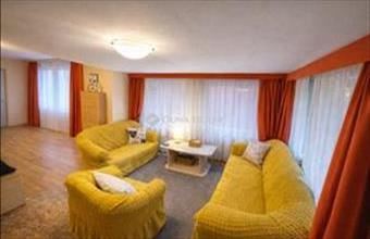 Eladó Budapest IV. kerületi családi ház hirdetés (61315399)