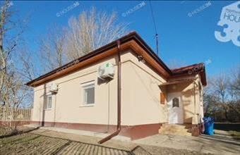 Eladó Kunbaracsi családi ház hirdetés (44452342)