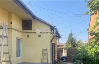 Eladó Budapest IV. kerületi családi ház hirdetés (23986395)