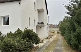 Eladó Veresegyházi családi ház hirdetés (98158136)