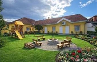 Eladó Egeri családi ház hirdetés (99324995)