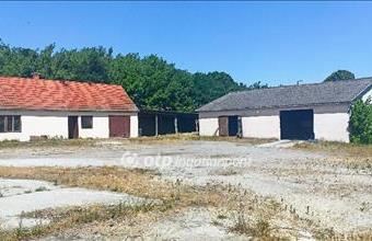 Eladó Tóalmási fejlesztési lakóterület hirdetés (44962743)