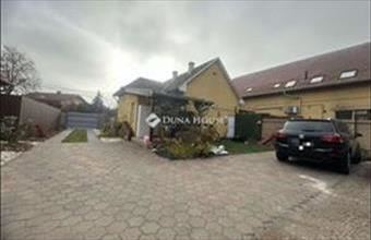 Eladó Vecsési házrész hirdetés (98696835)