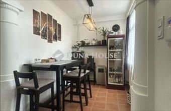 Eladó Vecsési házrész hirdetés (69999941)