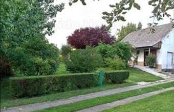 Eladó Vámosszabadi családi ház hirdetés (12544872)
