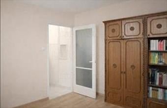 Eladó Székesfehérvári panel lakás hirdetés (25534973)