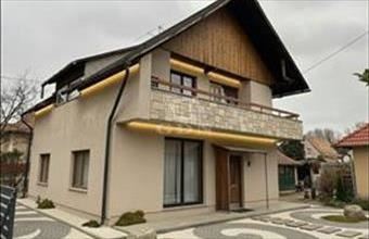 Eladó Veresegyházi tégla lakás hirdetés (55413738)