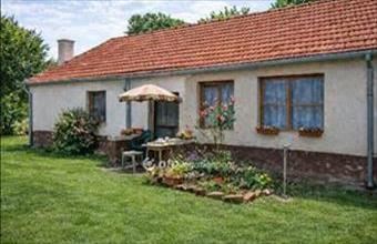 Eladó Pápoci családi ház hirdetés (95452651)