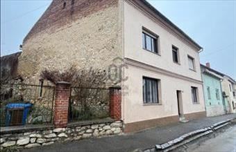 Eladó Pécsi családi ház hirdetés (57359971)