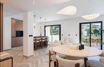 Eladó Spanyolországi tégla lakás hirdetés (51627775)