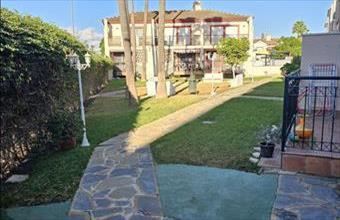 Eladó Spanyolországi sorház hirdetés (44374647)