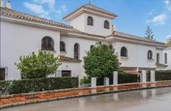 Eladó Spanyolországi sorház hirdetés (21374642)