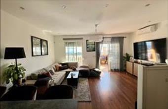 Eladó Spanyolországi sorház hirdetés (85377333)