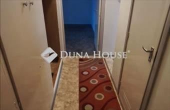 Eladó Pécsi panel lakás hirdetés (83274579)