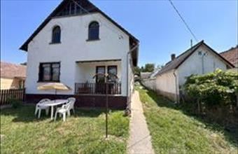 Eladó Eszteregnyei családi ház hirdetés (39547466)