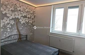 Eladó Váci tégla lakás hirdetés (58552945)