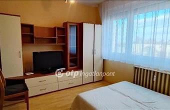 Eladó Győri panel lakás hirdetés (25478747)