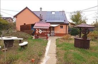 Eladó Budapest XVIII. kerületi családi ház hirdetés (42794914)