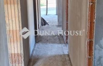 Eladó Budapest XVI. kerületi családi ház hirdetés (45442598)