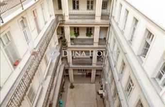 Eladó Budapest VI. kerületi tégla lakás hirdetés (31799978)